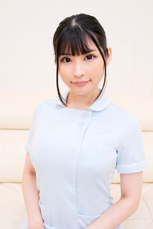リアル白衣の天使ナースさんにインポで童貞に悩む男のオナニー介抱してもらいました!! 美し過ぎる裸体のナースにギン勃ちしたチ〇ポをズブリ!生中出しで童貞卒業させてくれました! さくらさん 胡桃さくら 1枚目