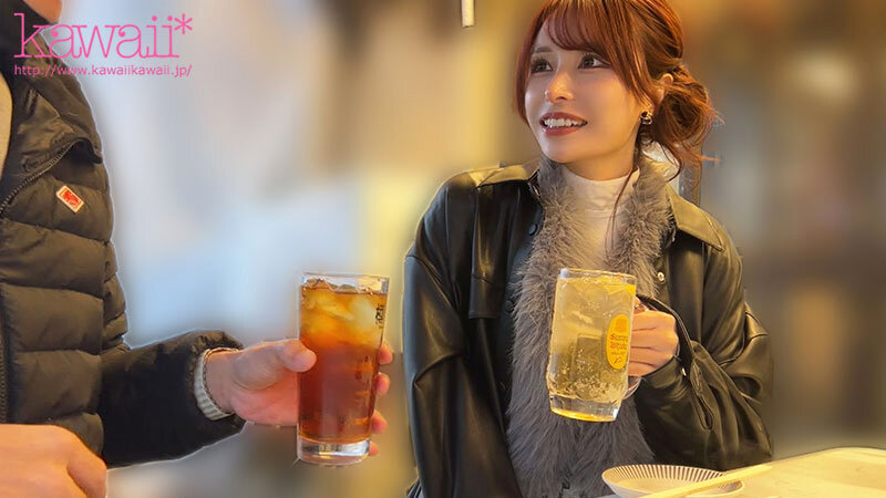 バケモノ級の性欲だった元カノと3年ぶりに再会したら初恋再燃 感情が昂り過ぎてアノ頃できなかった中出しを許してくれた 伊藤舞雪 1枚目
