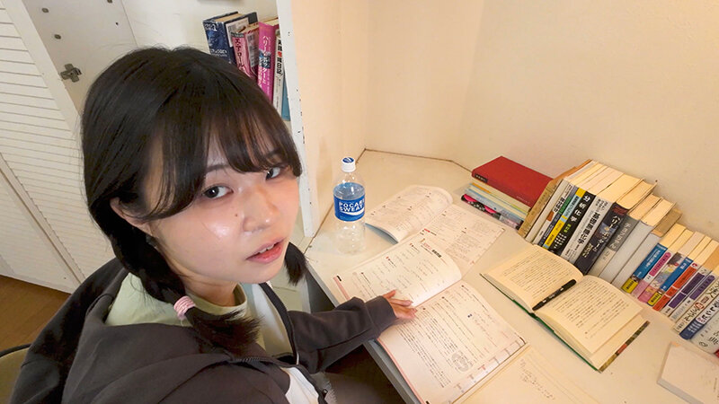 完全主観:お兄ちゃんが好きすぎる妹は感じるとすぐおむつの中身がぐしょぐしょになっちゃうの 綿矢好花 13枚目