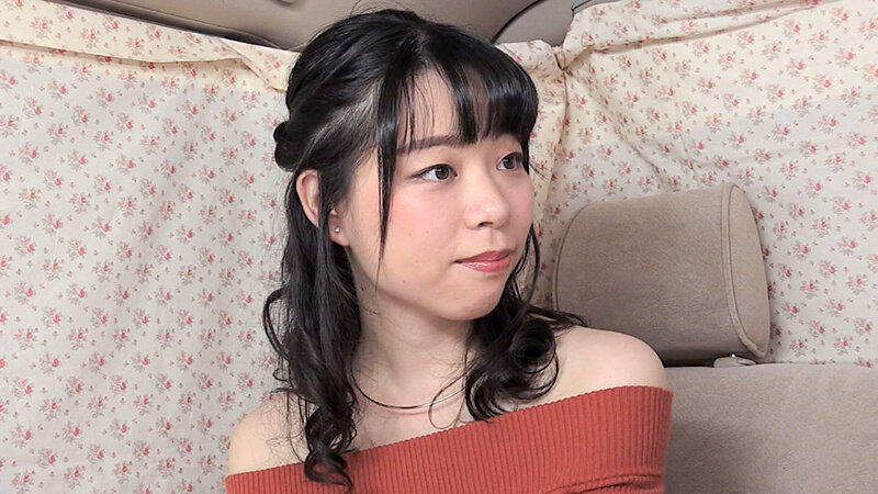 この奥様!実は年下好き。気弱で内気な男性の誘いに照れながらも自身の願望「年下の男を可愛がりたい」を叶えてしまう 1枚目
