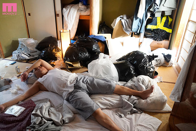ボクをゴミ部屋から救おうとしてくれるありな先生が性欲モンスターオヤジに犯●れる姿を鬱勃起しながら見つめることしか出来なかったあの日… 新ありな 2枚目