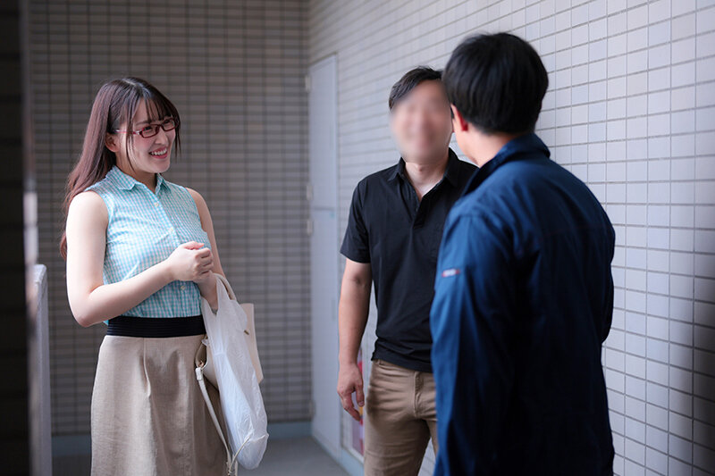 自宅でこっそり売春していたら管理人に見つかり脅されオナホに堕ちた巨乳妻 美波汐里 1枚目