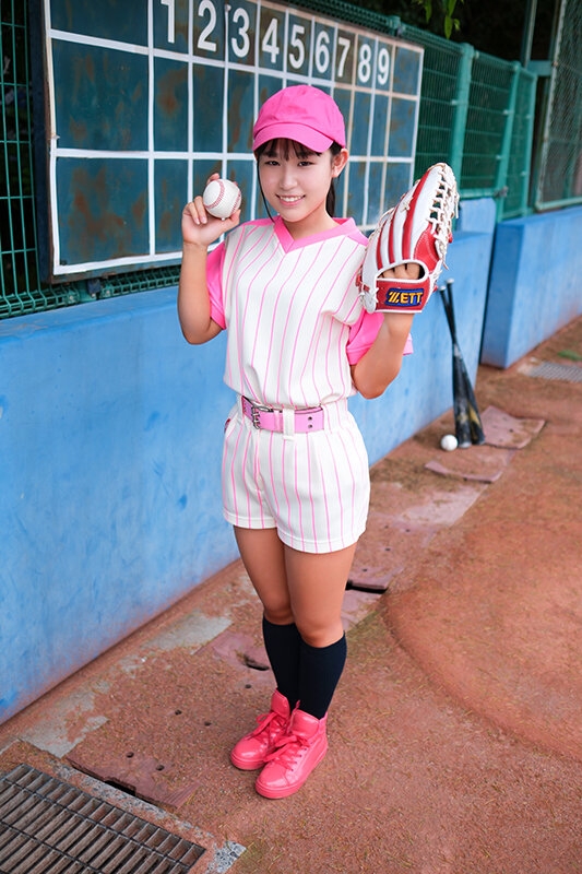 弱小野球部所属 現役ピッチャーゆめな18歳 祝AVデビュー 2枚目