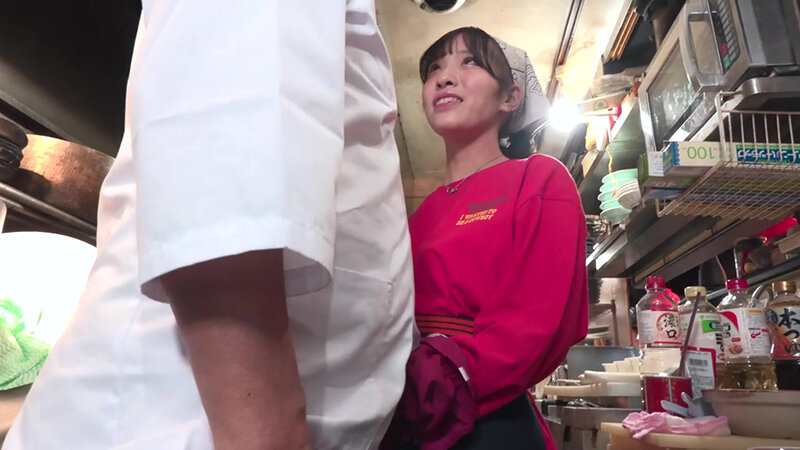 爆盛りギャル中華美人姉妹が腕を振るう行列がすごい街中華の日常とSEX!~姉妹編~ 1枚目